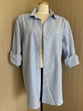 H&M Blue & White 100% Cotton Stripe Button Down Shirt Women’s Size Medium